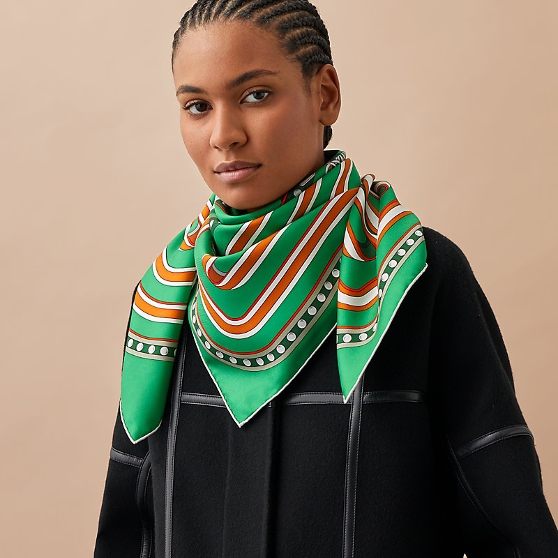 Grand Tralala scarf 90 | Hermès Australia